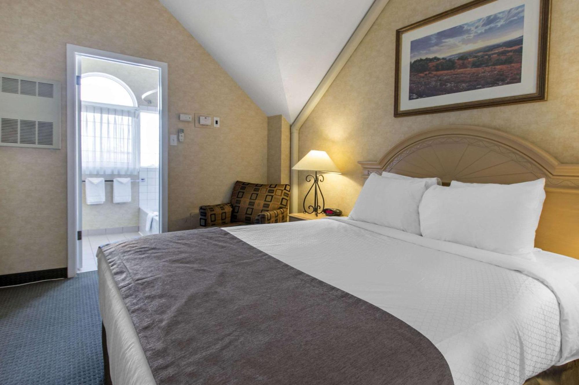 Flamingo Hotel Medicine Hat Luaran gambar