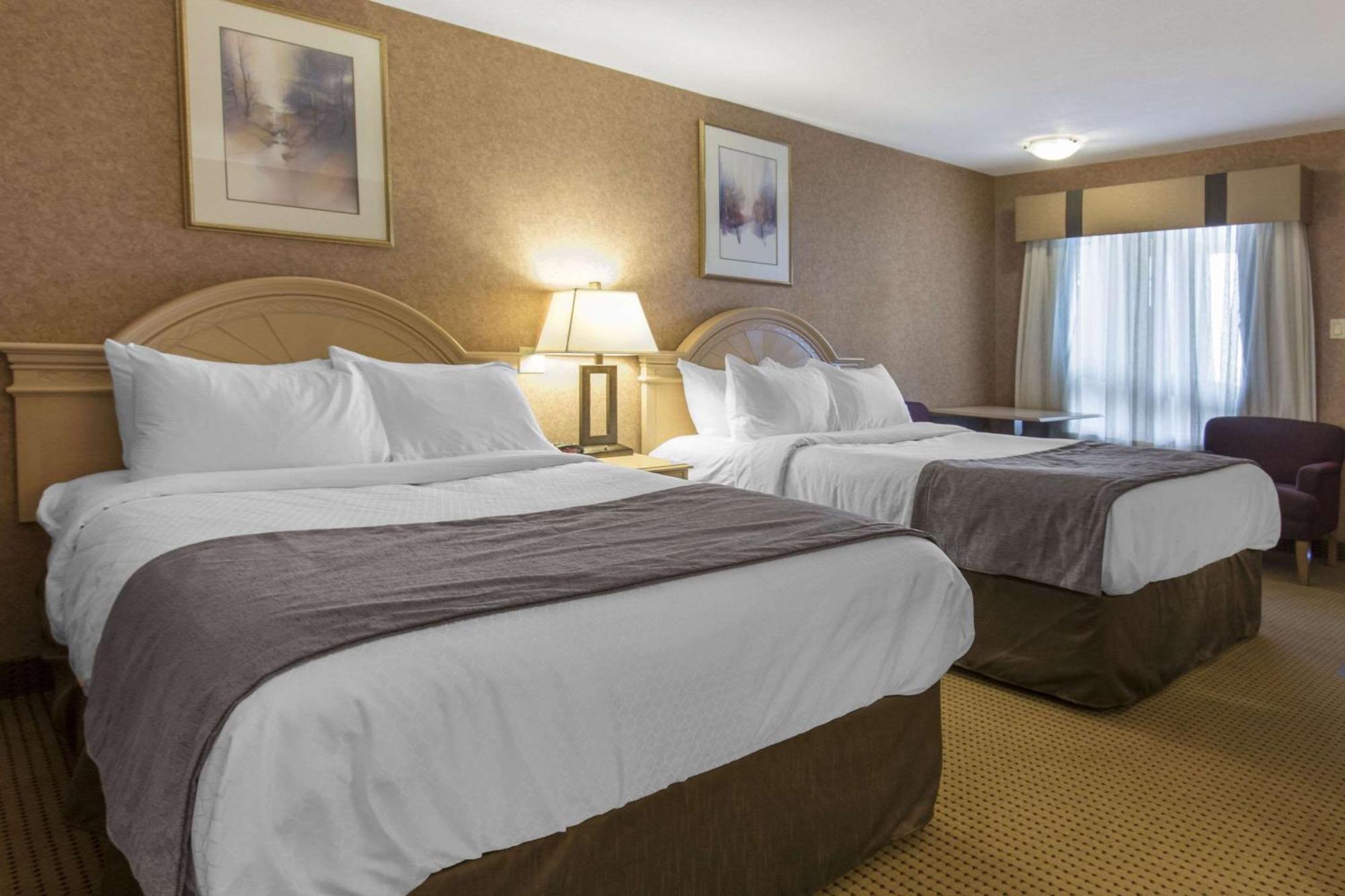 Flamingo Hotel Medicine Hat Luaran gambar